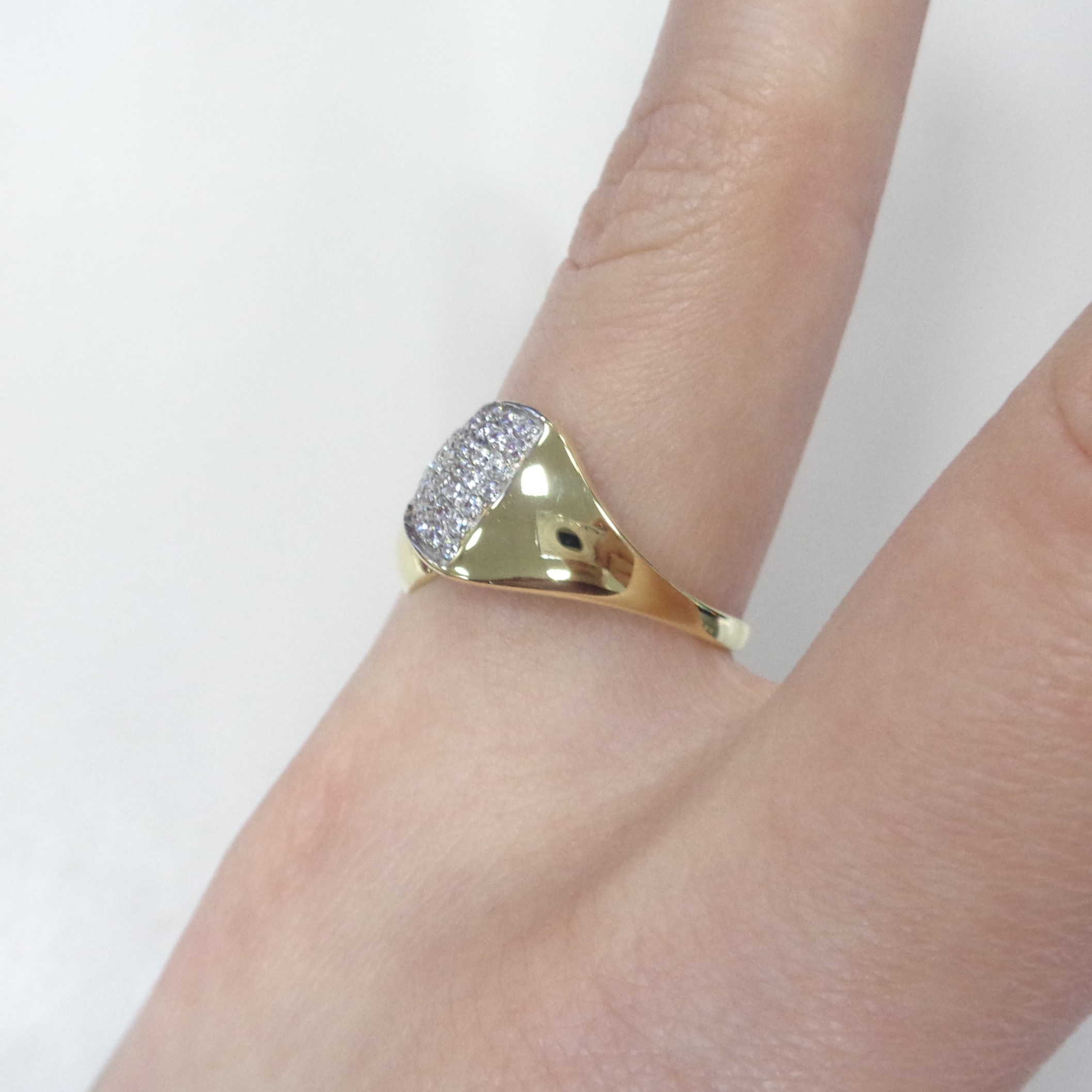 Золотое кольцо 585 пробы; желтое золото; родий; вставки 44 Фианит бесцв.;